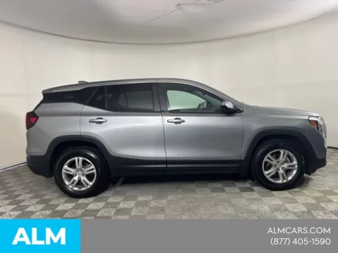More photos of 2024 GMC Terrain SLE at ALM GMC SOUTH, GA