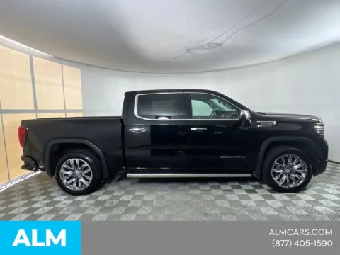More photos of 2022 GMC Sierra 1500 Denali at ALM GMC SOUTH, GA