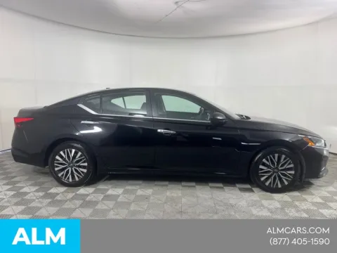 More photos of 2025 Nissan Altima 2.5 SV at ALM GMC SOUTH, GA