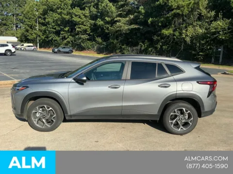 Photos of 2025 Chevrolet Trax LT for sale in Morrow, GA at ALM GMC SOUTH