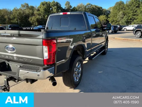 More photos of 2019 Ford F-250SD Lariat at ALM GMC SOUTH, GA