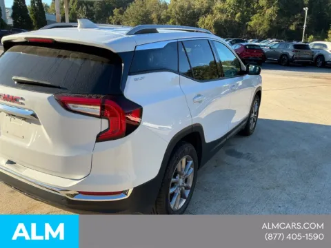 More photos of 2024 GMC Terrain SLT at ALM GMC SOUTH, GA