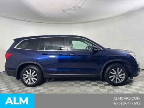 More photos of 2022 Honda Pilot EX-L at ALM Mazda South, GA