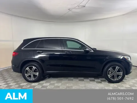More photos of 2019 Mercedes-Benz GLC 300 at ALM Mazda South, GA