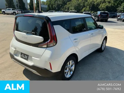 More photos of 2025 Kia Soul LX at ALM Mazda South, GA