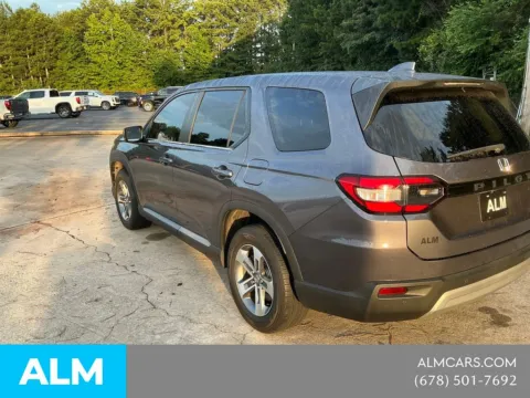 More photos of 2025 Honda Pilot EX-L at ALM Mazda South, GA
