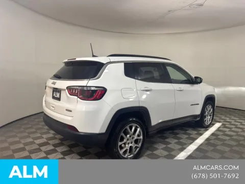 More photos of 2022 Jeep Compass Latitude Lux at ALM Mazda South, GA