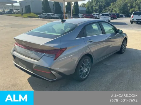 More photos of 2025 Hyundai Elantra SEL Convenience at ALM Mazda South, GA