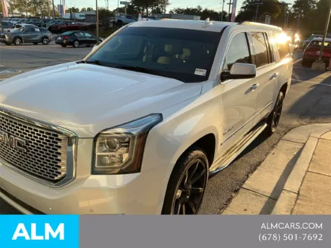 White 2017 GMC Yukon XL Denali for sale in Morrow, GA