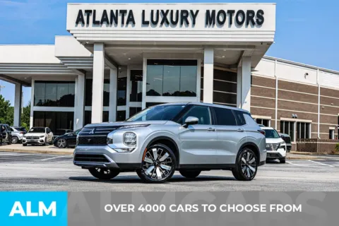 Photos of 2025 Mitsubishi Outlander SE for sale in Newnan, GA at ALM Newnan