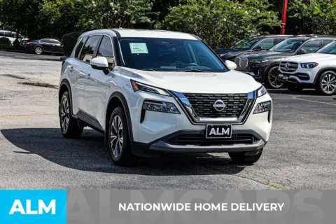 More photos of 2022 Nissan Rogue SV at ALM Newnan, GA