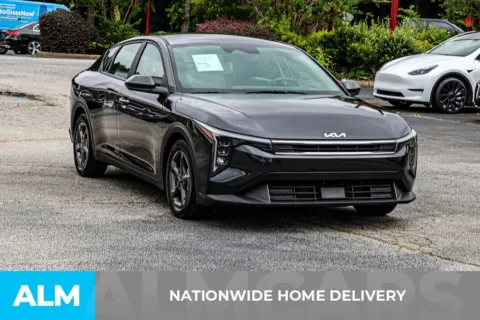 More photos of 2025 Kia K4 LXS at ALM Newnan, GA