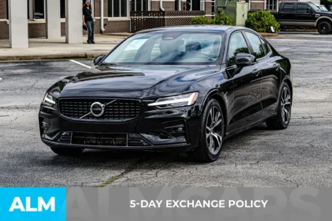 More photos of 2024 Volvo S60 B5 Core Dark Theme at ALM Newnan, GA