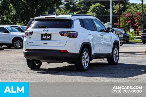 More photos of 2025 Jeep Compass Latitude at ALM Newnan, GA
