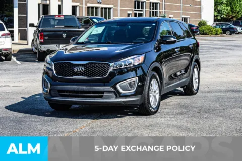 More photos of 2018 Kia Sorento L at ALM Newnan, GA