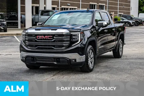 More photos of 2025 GMC Sierra 1500 SLT at ALM Newnan, GA