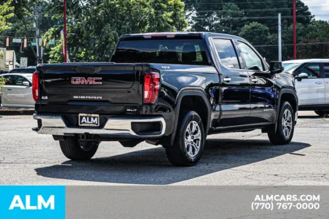 More photos of 2025 GMC Sierra 1500 SLT at ALM Newnan, GA