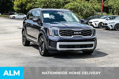 More photos of 2025 Kia Telluride S at ALM Newnan, GA