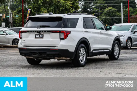 More photos of 2025 Ford Explorer Active at ALM Newnan, GA