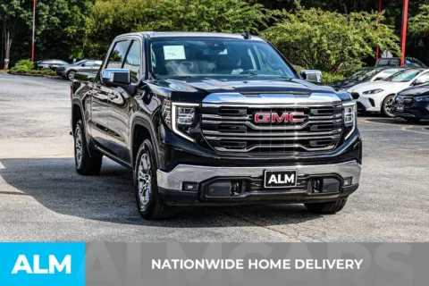 More photos of 2025 GMC Sierra 1500 SLT at ALM Newnan, GA