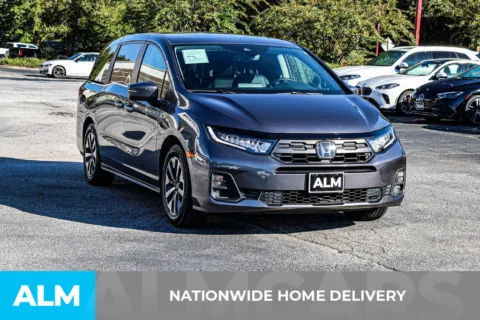 More photos of 2025 Honda Odyssey EX-L at ALM Newnan, GA