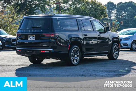 More photos of 2024 Jeep Wagoneer L Series II at ALM Newnan, GA