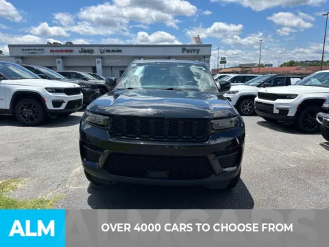 Another view of 2025 Jeep Grand Cherokee Altitude for sale in Perry, GA at ALM CDJR Perry