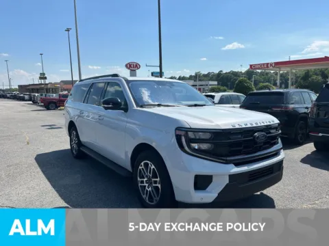 More photos of 2025 Ford Expedition Max Active at ALM CDJR Perry, GA