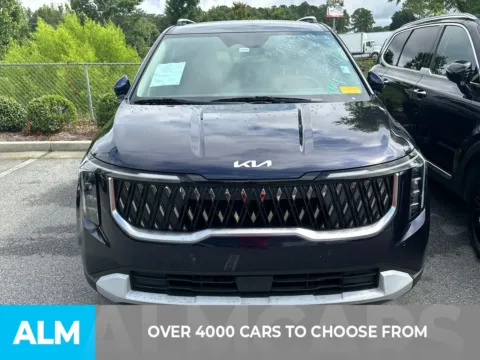 Photos of 2025 Kia Carnival EX for sale in Perry, GA at ALM CDJR Perry