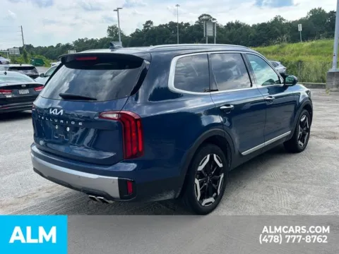 More photos of 2025 Kia Telluride S at ALM Kia Perry, GA