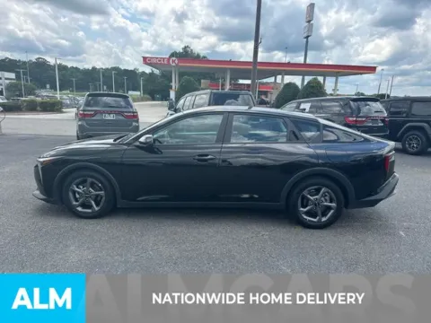 More photos of 2025 Kia K4 LXS at ALM Kia Perry, GA