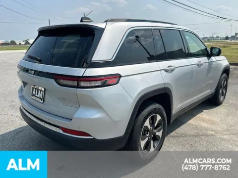More photos of 2024 Jeep Grand Cherokee 4xe at ALM Kia Perry, GA