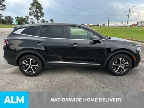 More photos of 2025 Kia Sportage EX at ALM Kia Perry, GA