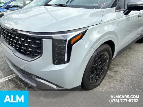 More photos of 2025 Kia Carnival SX Prestige at ALM Kia Perry, GA