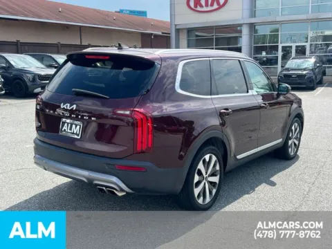 More photos of 2022 Kia Telluride EX at ALM Kia Perry, GA