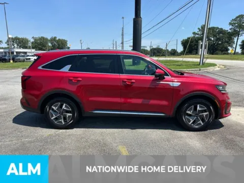 More photos of 2022 Kia Sorento Hybrid S at ALM Kia Perry, GA