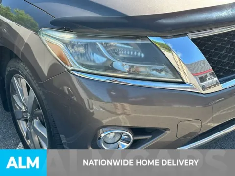 More photos of 2015 Nissan Pathfinder Platinum at ALM Kia Perry, GA