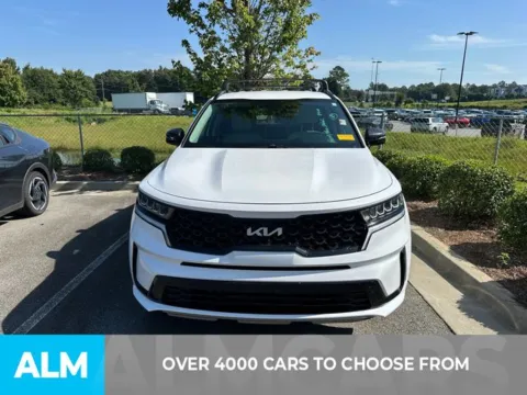 Photos of 2022 Kia Sorento S for sale in Perry, GA at ALM Kia Perry