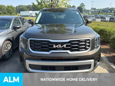 More photos of 2024 Kia Telluride S at ALM Kia Perry, GA
