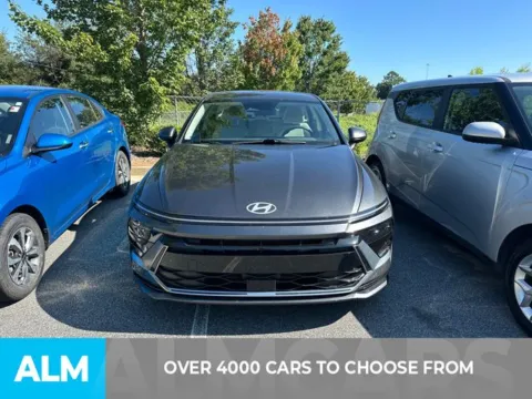 Photos of 2025 Hyundai Sonata SEL for sale in Perry, GA at ALM Kia Perry