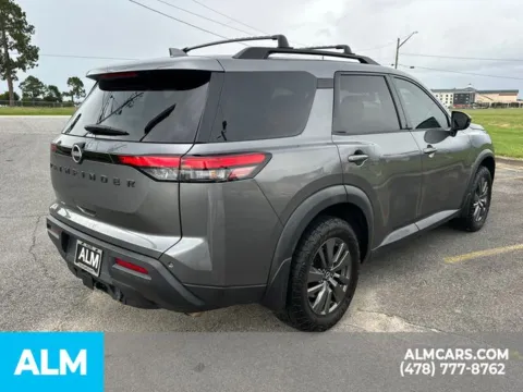 More photos of 2022 Nissan Pathfinder SV at ALM Kia Perry, GA