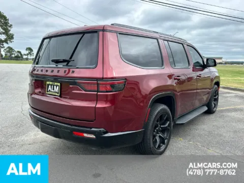 More photos of 2023 Jeep Wagoneer Series II at ALM Kia Perry, GA
