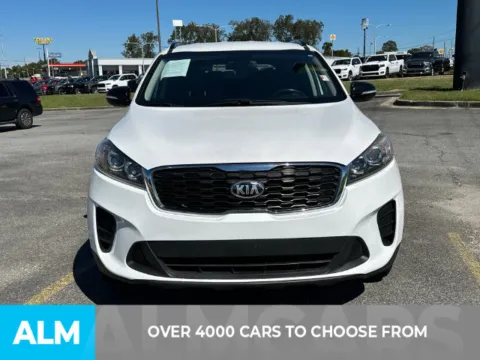 Photos of 2019 Kia Sorento S for sale in Perry, GA at ALM Kia Perry