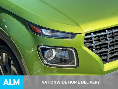 More photos of 2023 Hyundai Venue SEL at ALM Kia Perry, GA