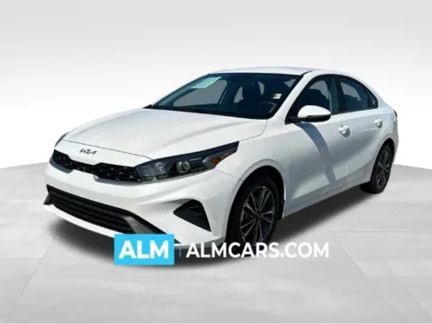 White 2024 Kia Forte LXS for sale in Perry, GA