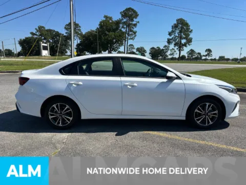 More photos of 2024 Kia Forte LXS at ALM Kia Perry, GA