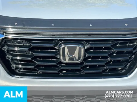 More photos of 2023 Honda CR-V EX-L at ALM Kia Perry, GA