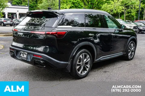 More photos of 2024 INFINITI QX60 LUXE at ALM Roswell, GA