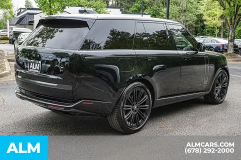 More photos of 2023 Land Rover Range Rover SE at ALM Roswell, GA