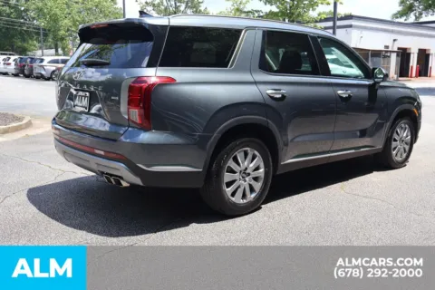More photos of 2025 Hyundai Palisade SEL at ALM Roswell, GA